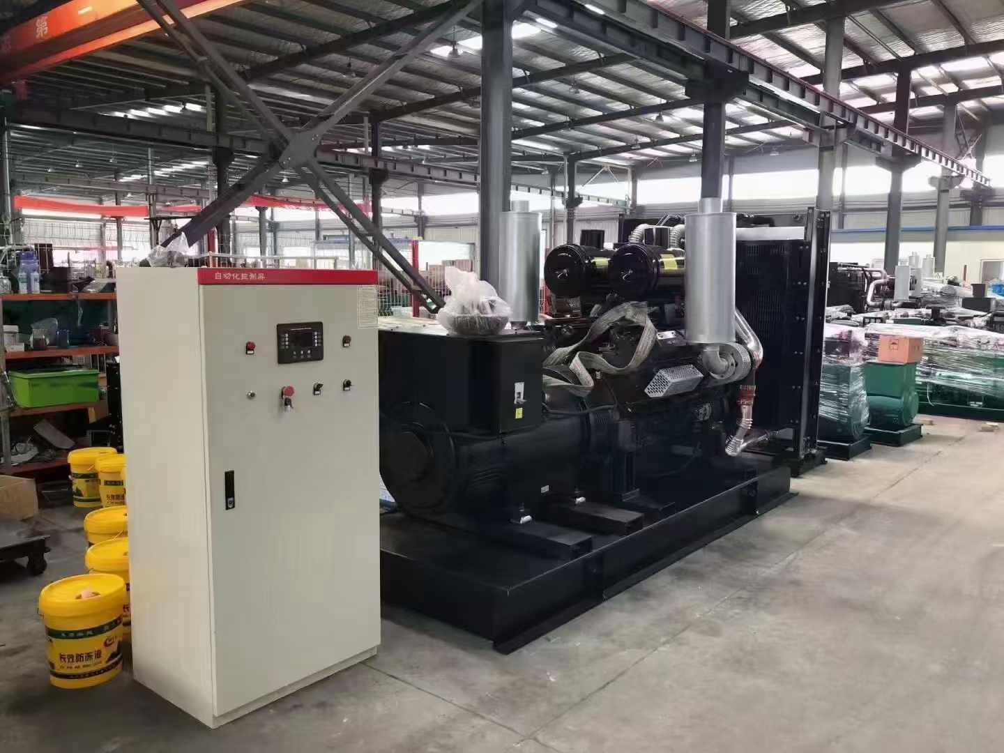 永德柴油发电机运行时的噪音和振动水平如何？
